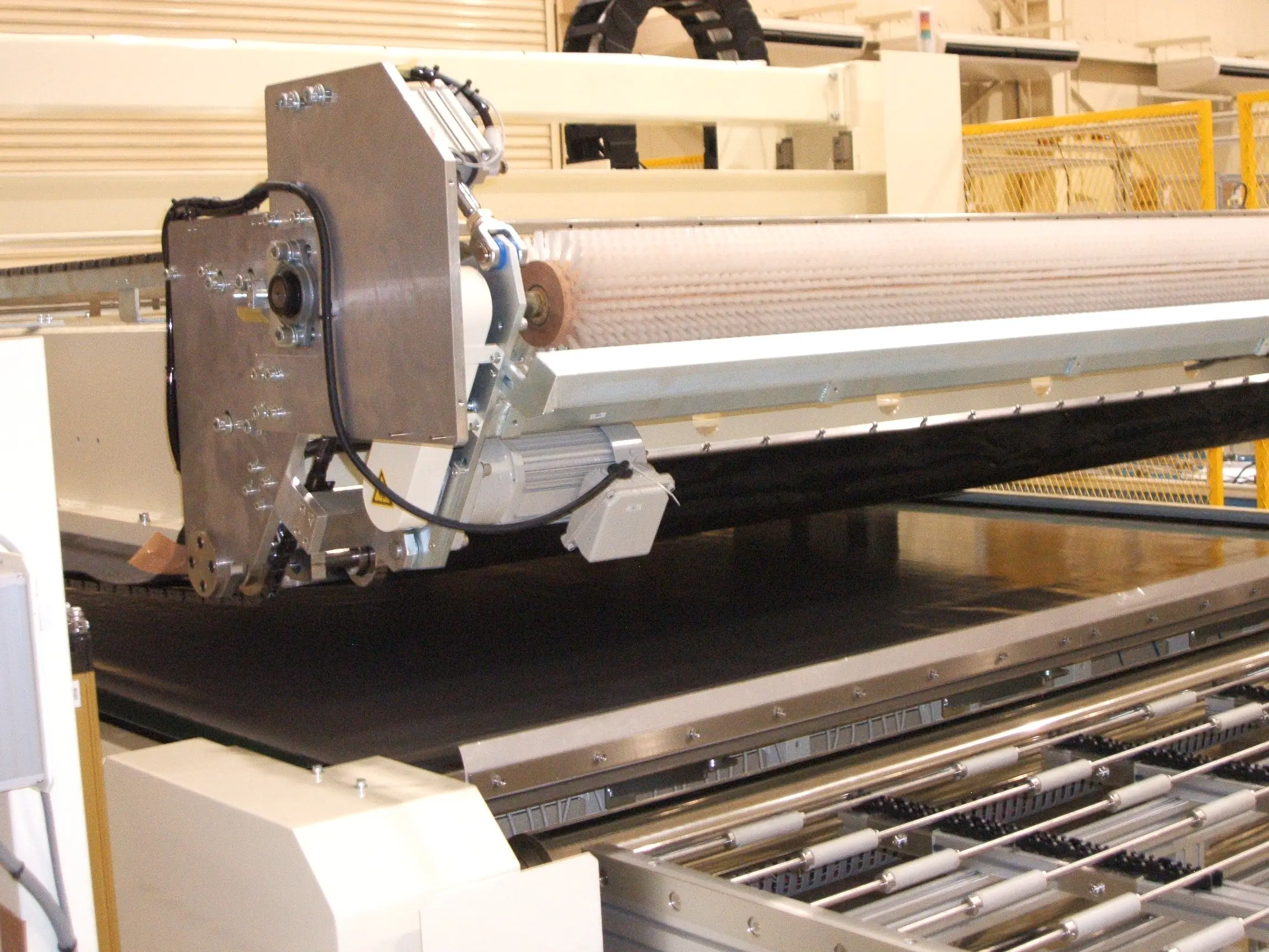 REOO Make Big Size Solar Panels Time Saving Long Service Life Full Automatic Laminating Machine