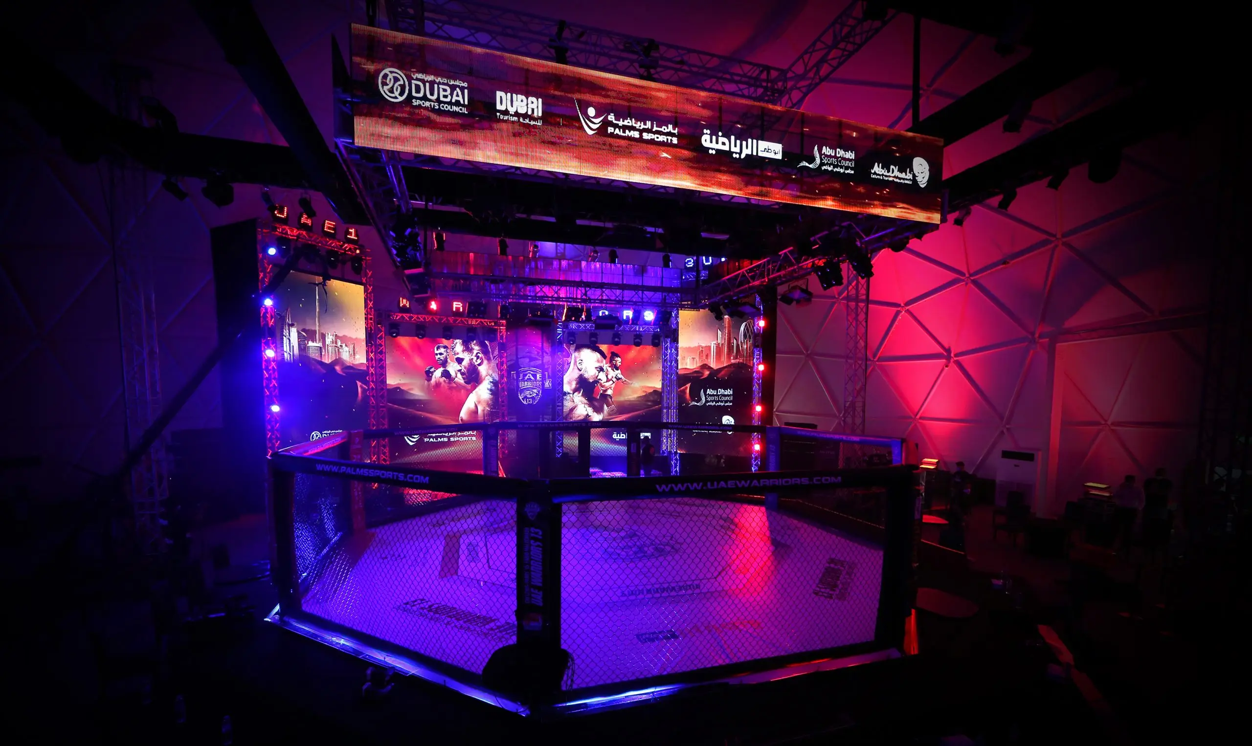 sexy girl p2.98 K video led display screen led display screen outdoor video processor for led display screen