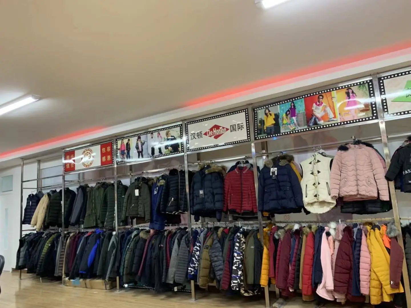 Low price guaranteed quality custom logo color block designers hoodies jacket woman winter