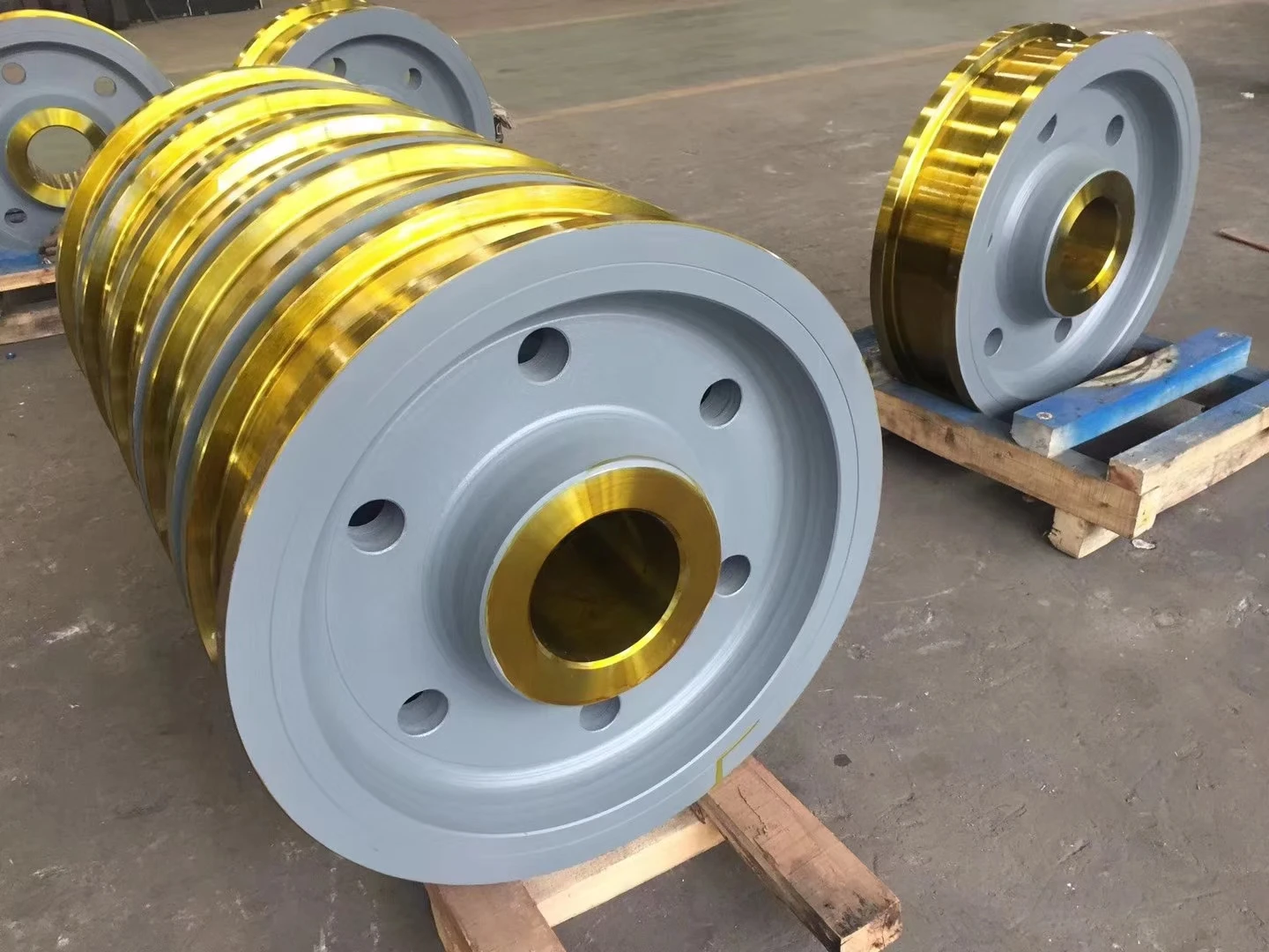 OEM custom large size high precision Forging Steel Crane Wheel Roller Wheel