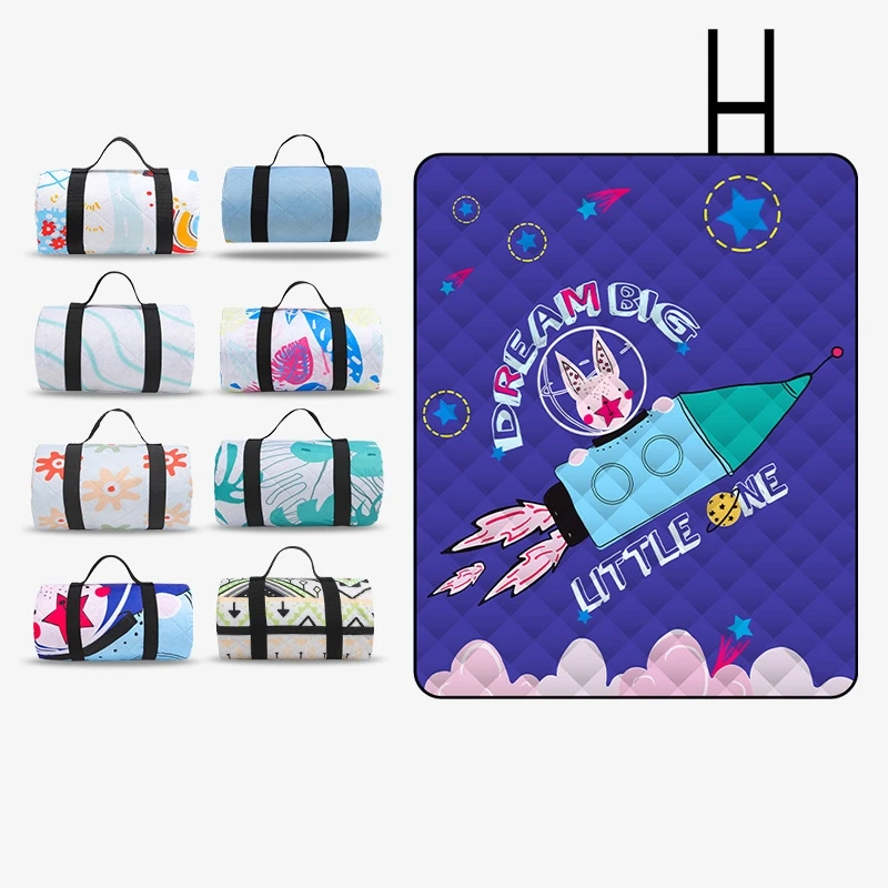 Waterproof wholesale picnic blanket Custom Sandfree Foldable Travelling Mat Multilayer Beach Blanket with Straps