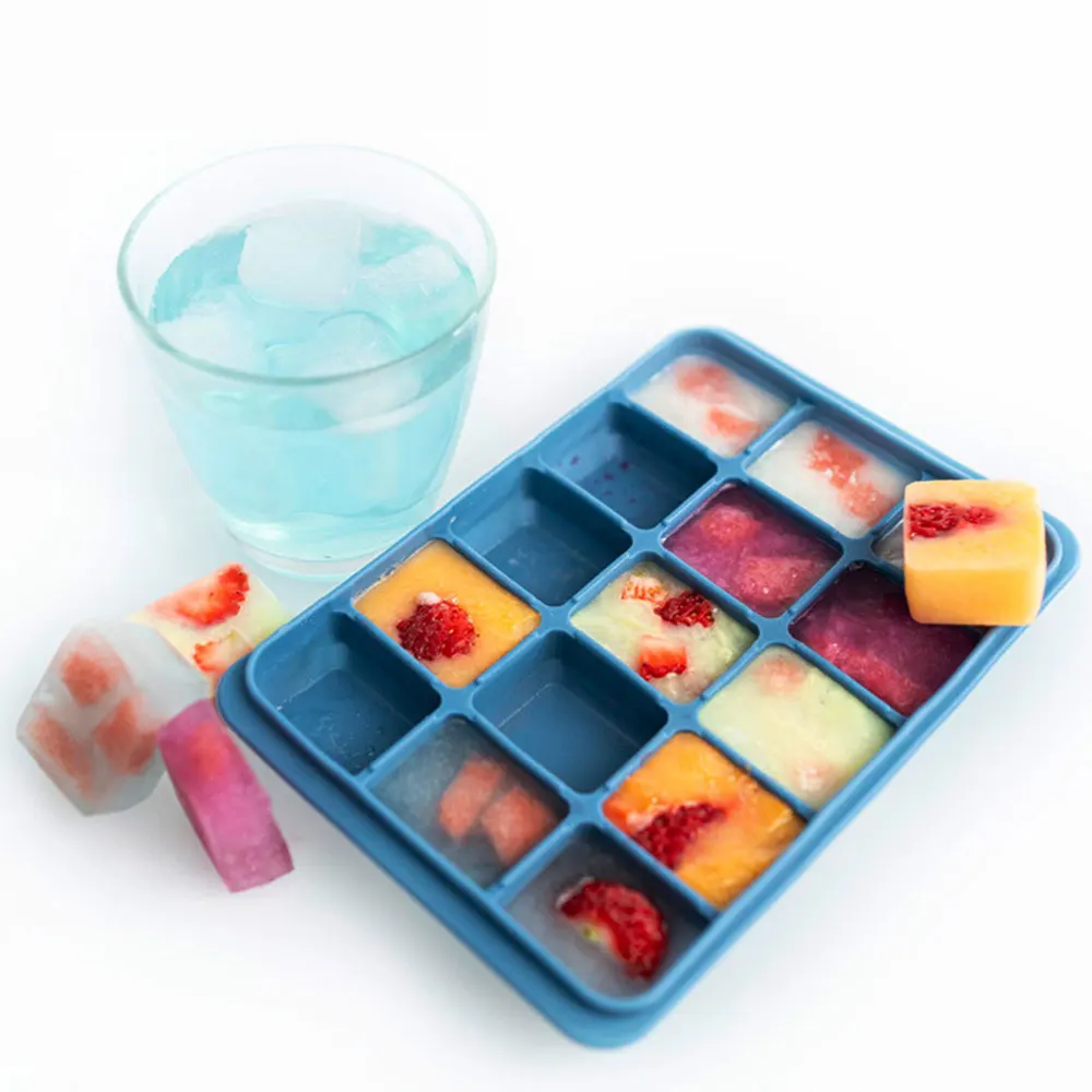 Wholesale Creative Silicone Ice Cube Ice Mold with Cover Household Refrigerator Food DIY Complementary Silicone Ice Tray