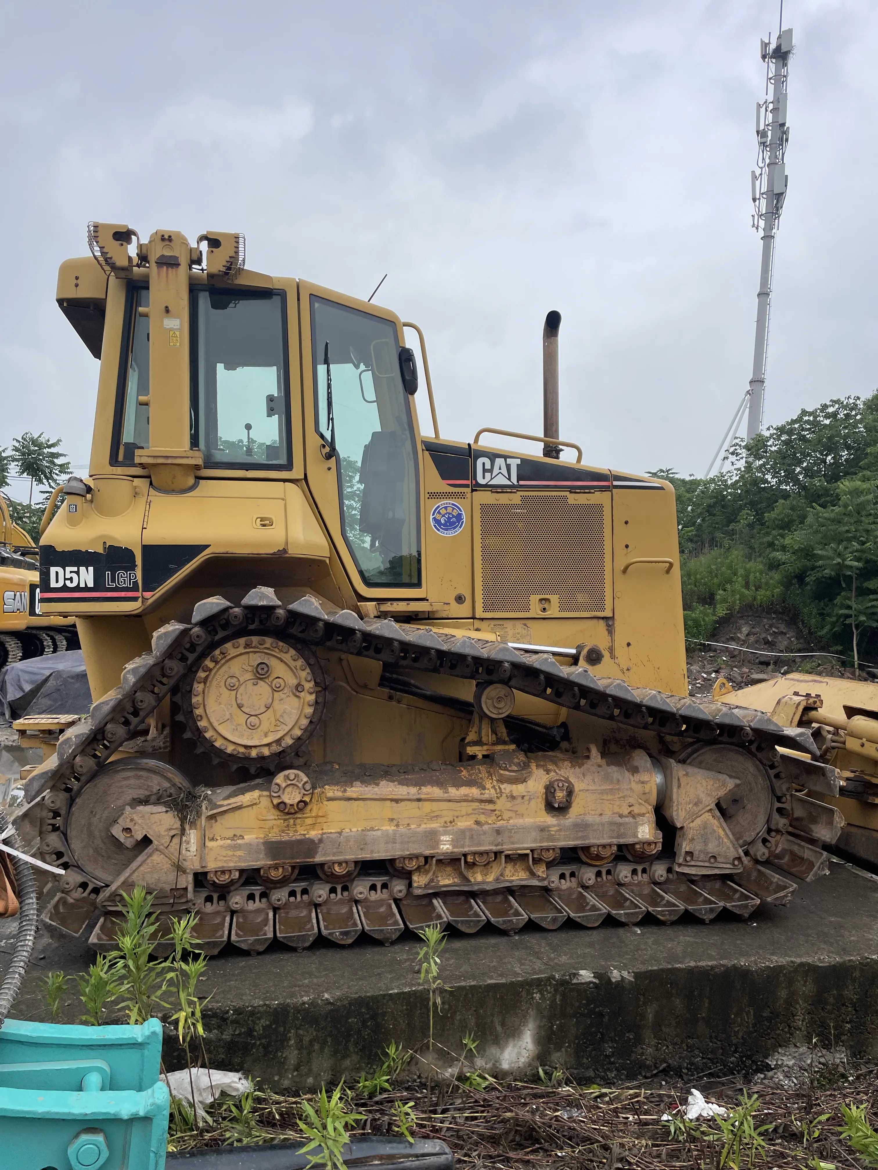 Cat Crawler Dozer Second Hand Crawler Bulldozer Original Caterpillar D5 D5r D5h D5g D5n Origin Japan in Excellent Condition