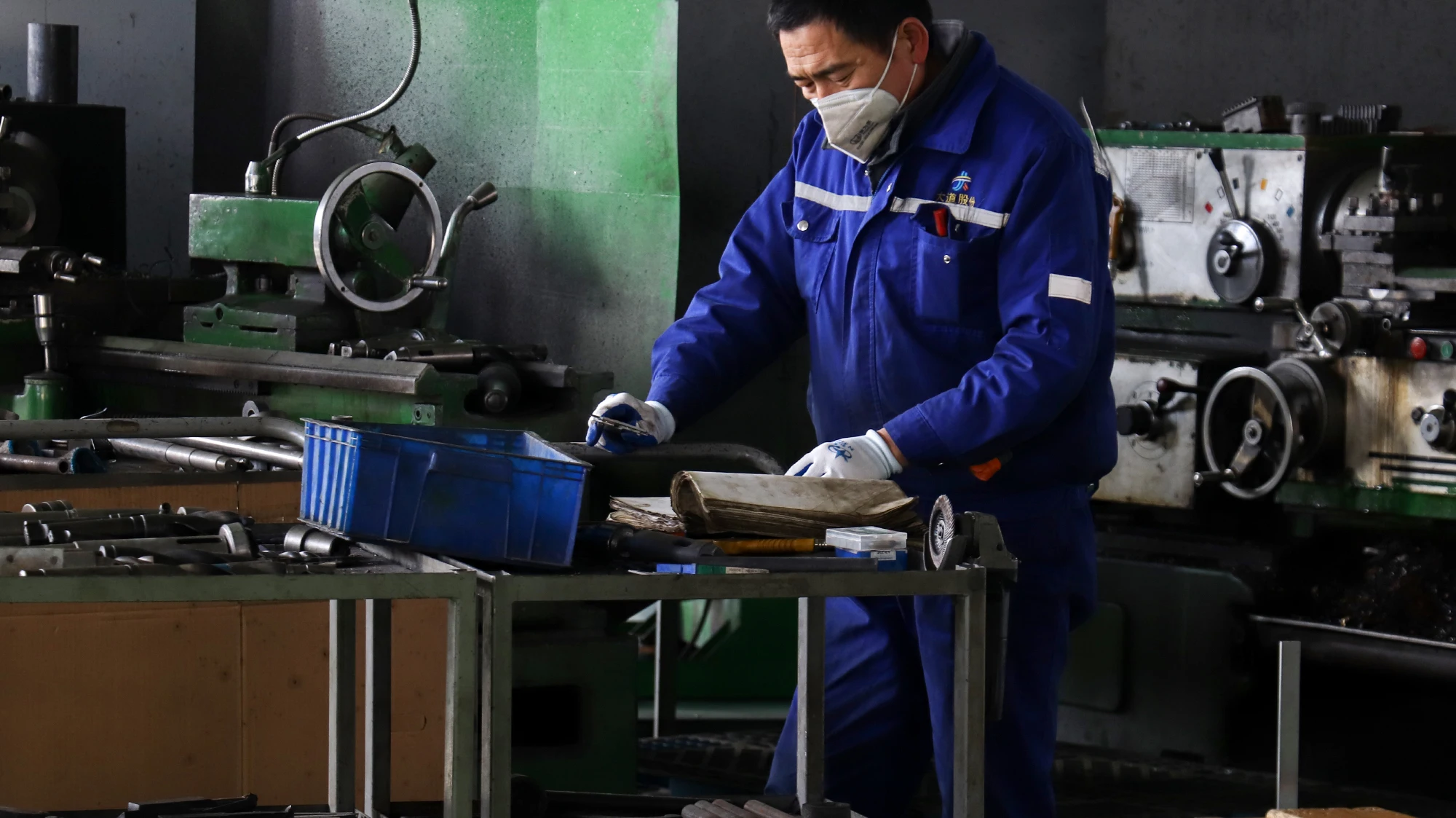 Lumei Paint striping equipment push cold spray road line marking machine price compressor for road painting machines