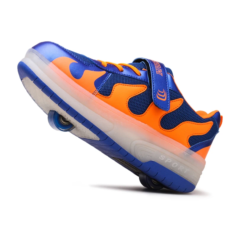 Hot Selling Casual Sneakers Led Light Night Walk Roller Skate Popular Shoes for Adult