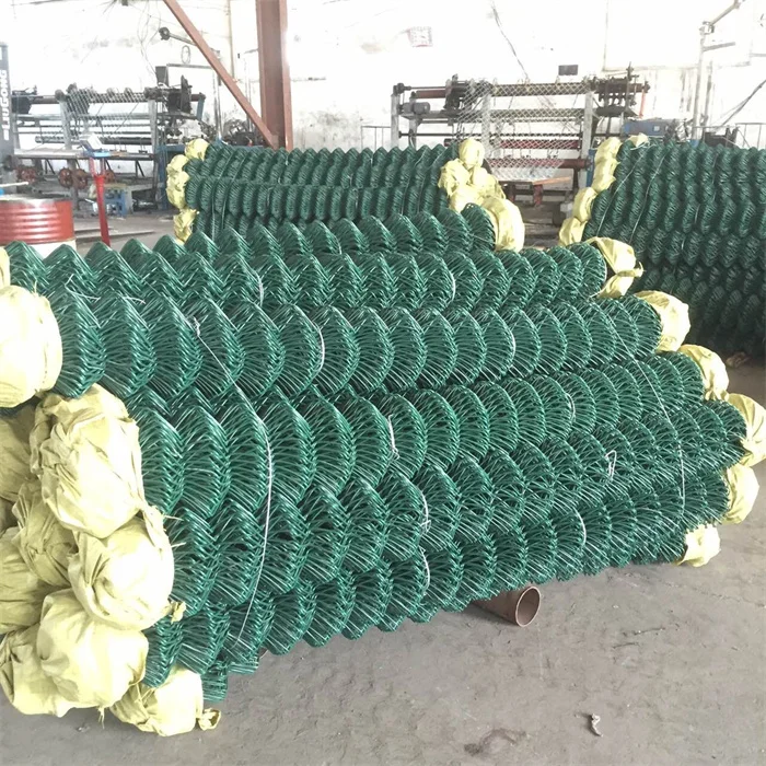 Wholesale Residential Commercial 4ft 5ft 6ft 7ft 8ft 10ft Galvanized Vinyl Coat pvc coated chain link mesh Black Green Silver