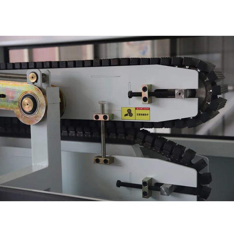 Traction Machine/Tractor for Plastic Profile