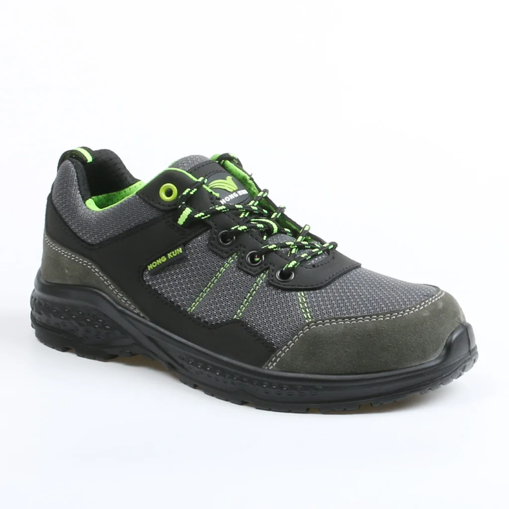 Safe and Secure Footwear Anti-static Oil-resistant and Slip-resistant Safety Shoes