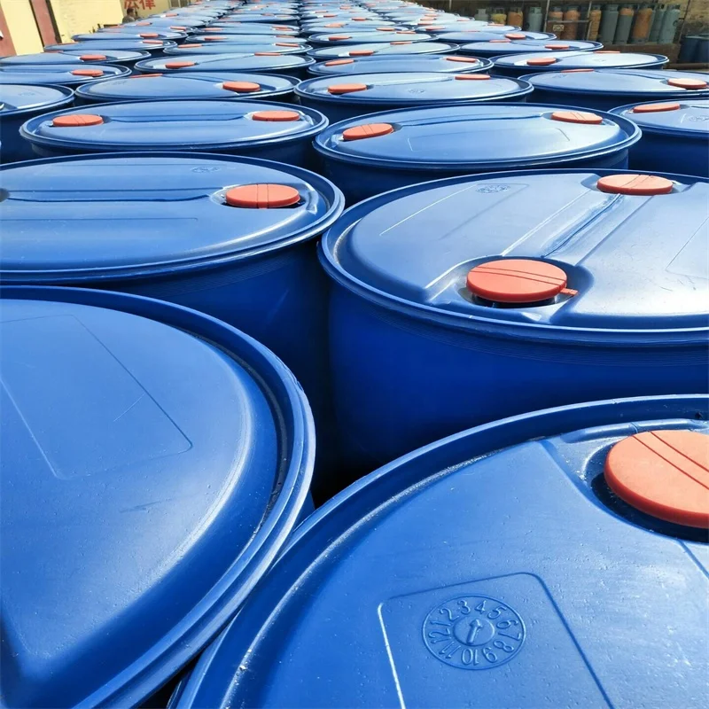 High quality  choline chloride 70% vitamin B4 67-48-1 used for animals feed additives VITAMIN B4