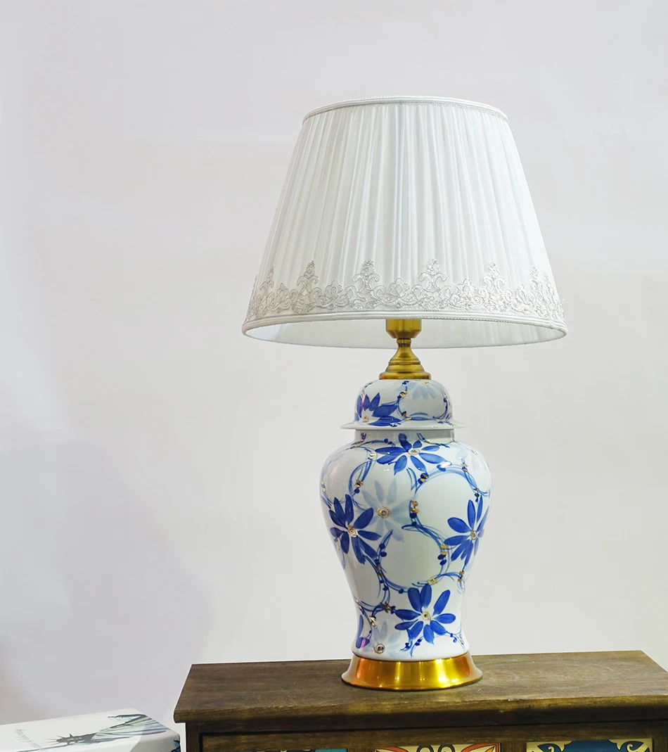 chinese blue and white table lamp Stunning Ceramic Table Lamp antique chinese blue and white porcelain table lamp