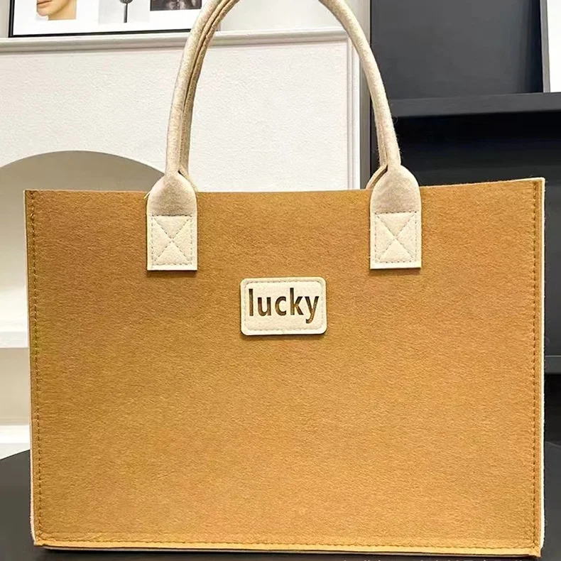 Wholesale Large Capacity Single Shoulder Shopping Felt Gift Bag With Patterns Custom Logo Felt Tote Bag