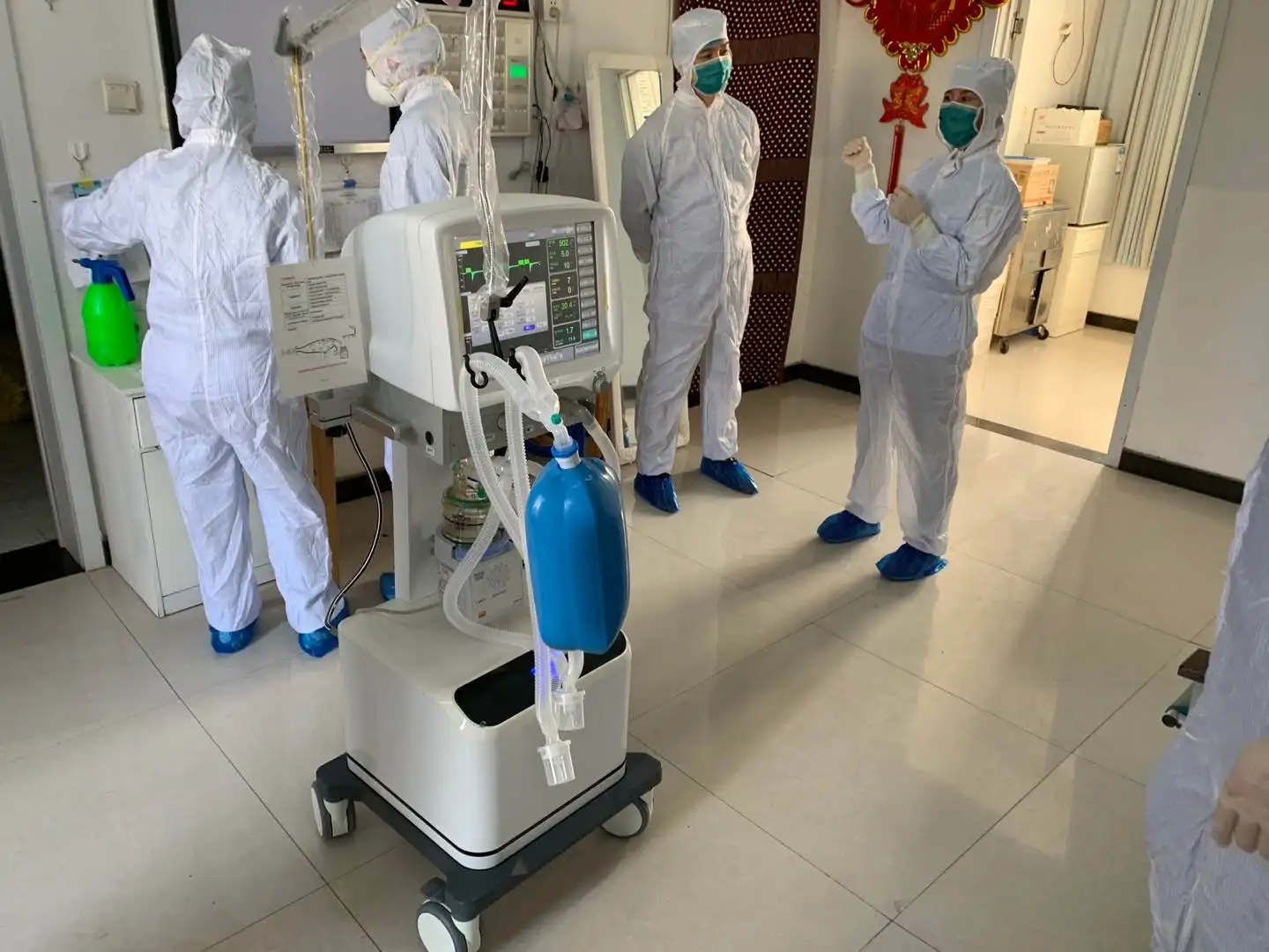 Hospital ICU Department S1100A Medical Ventilator for adult, pediatric and neonatal with certificate ISO