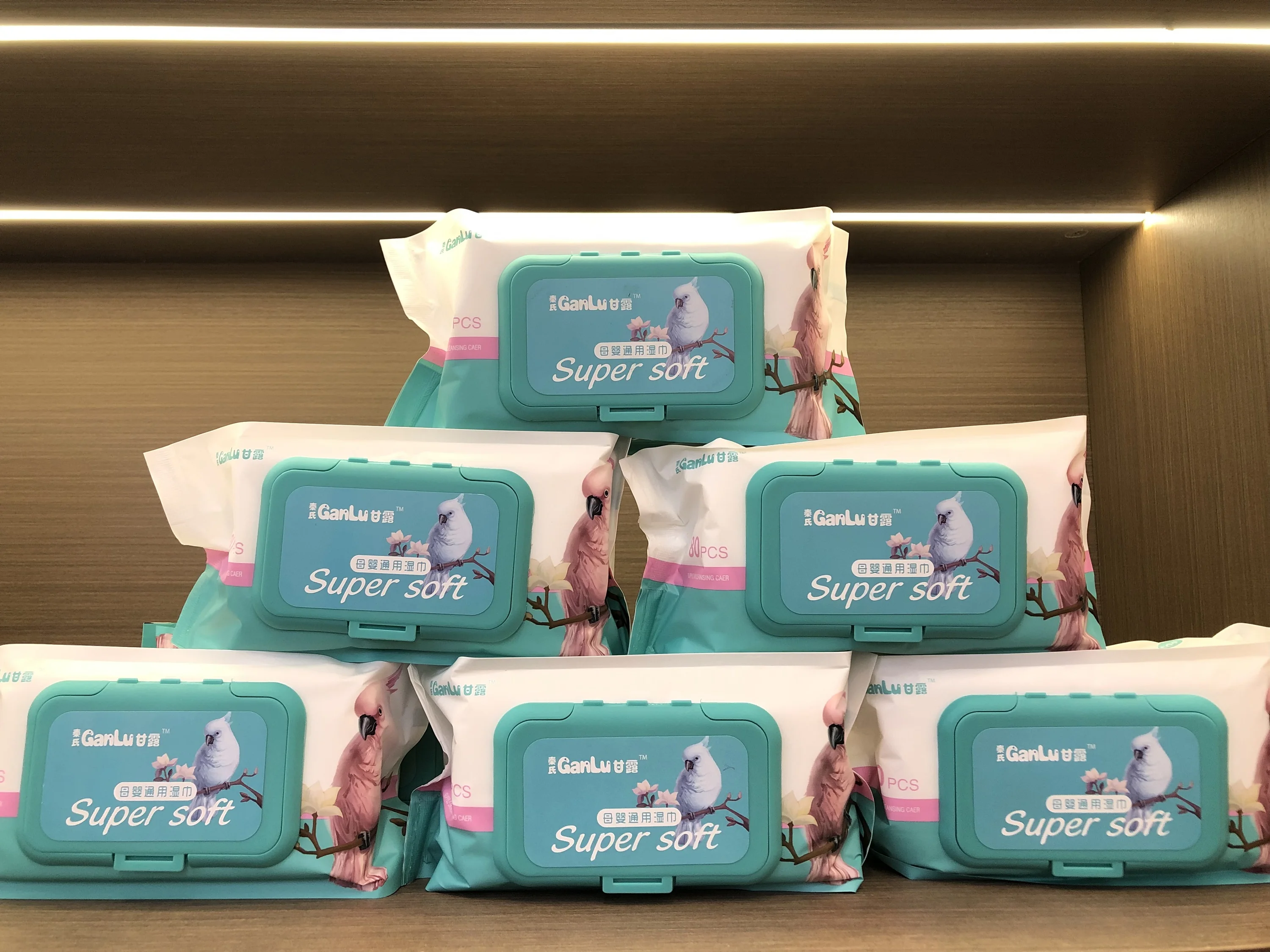 free sample oem natural organic disposable baby wet wipes wet tissue wipes for sensitive newborn face mouth hand