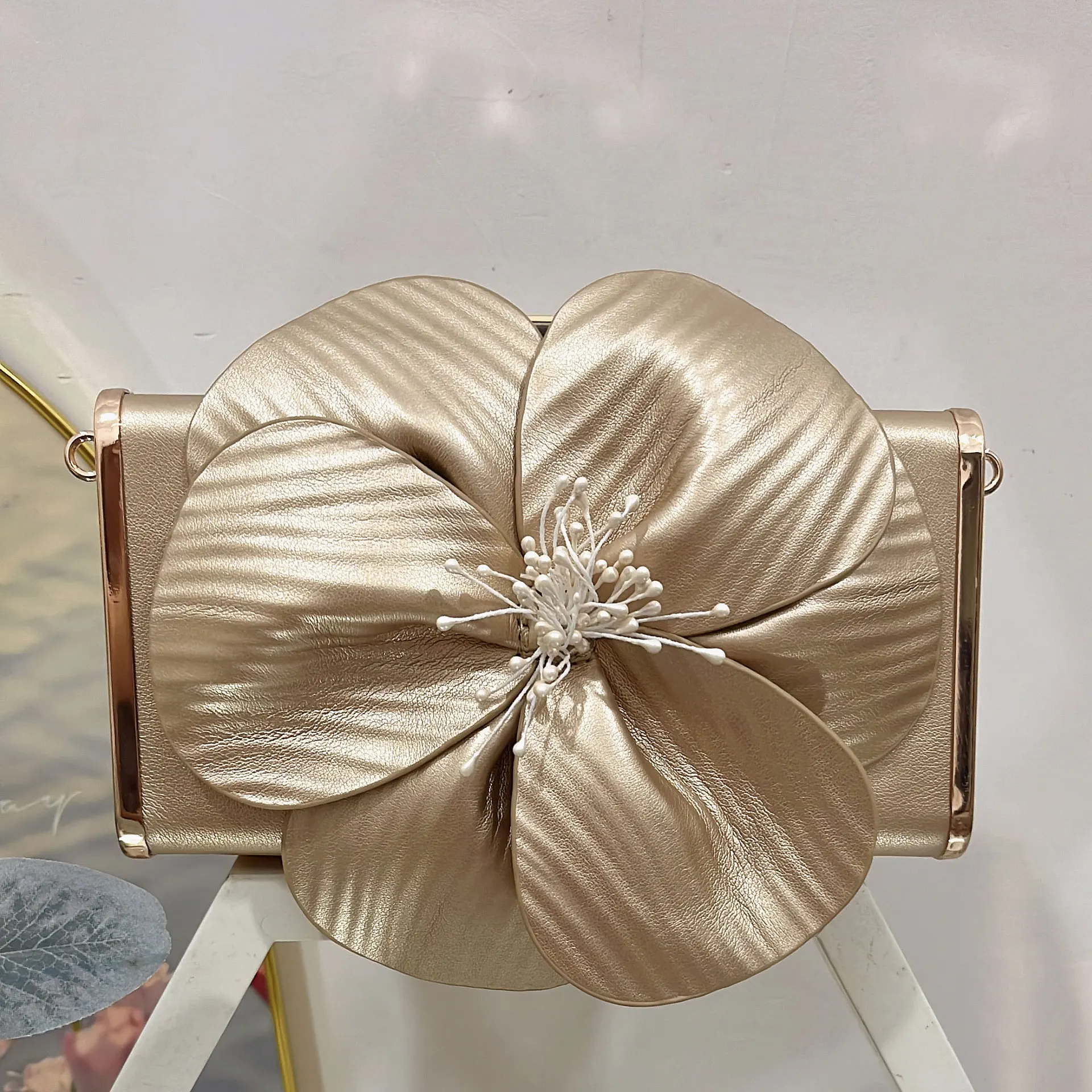 New Arrival Women French style Floral Tote Bag with Creative Flower Design Handbag Purse Single Shoulder Crossbody Chain Bag