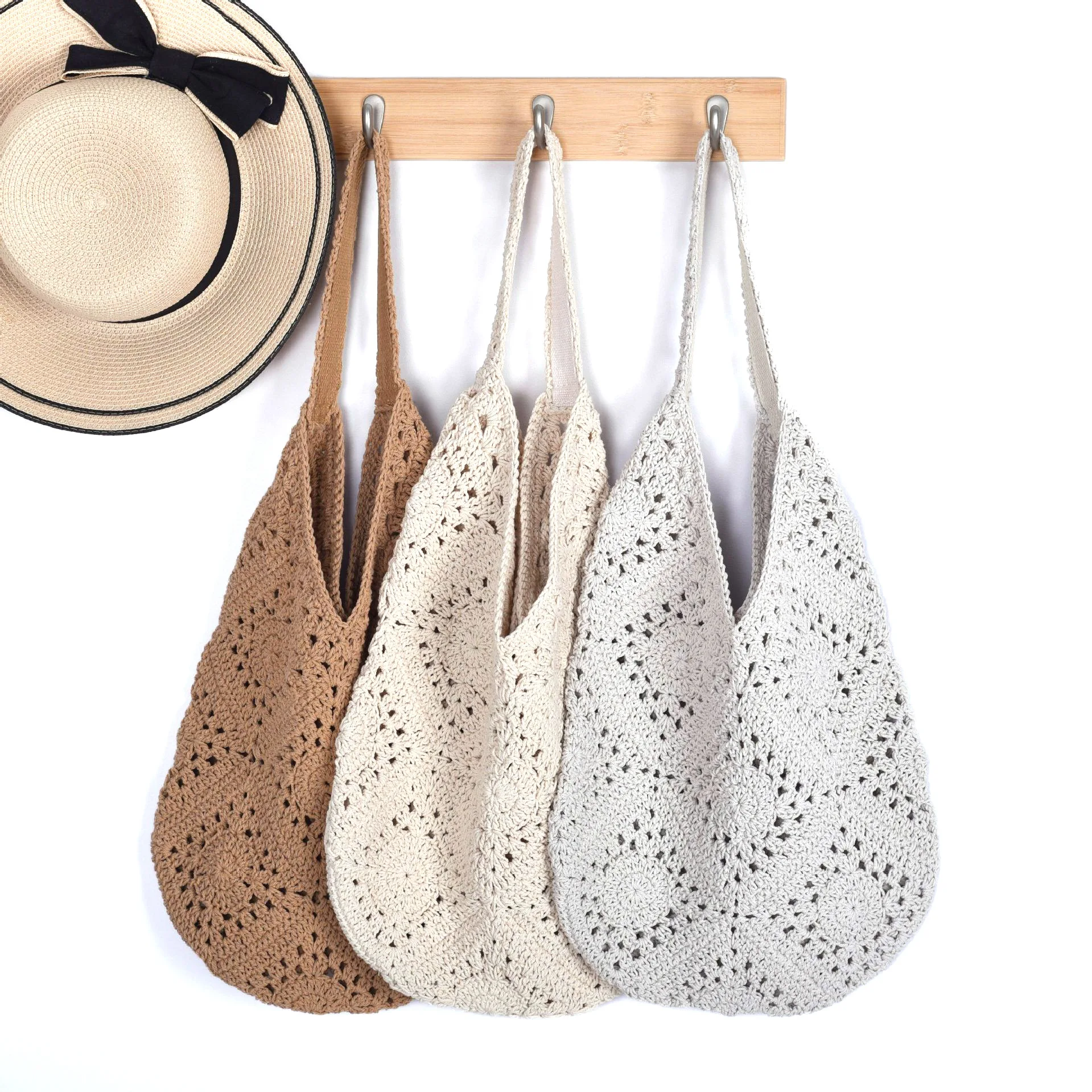 Summer New Arrivals Beach Straw Bag Eco Friendly Handmade Woven Raffia Floral Tote Bag Beach Vacation Shoulder Shopping Bag