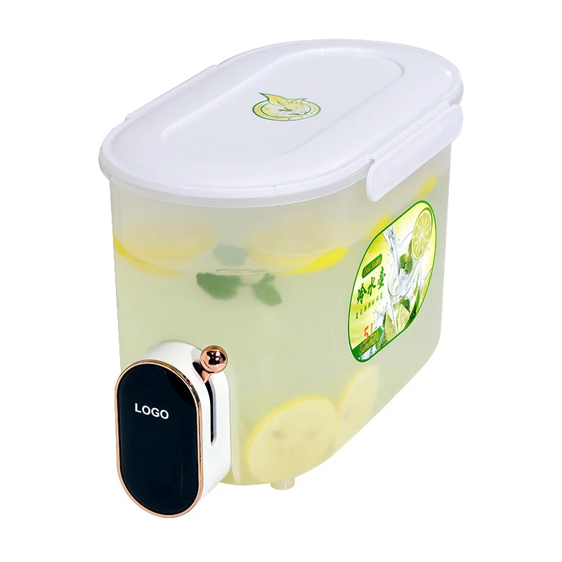 Baolong Factory Refrigerator Ice water Beverage Dispenser Cold Water Kettle with Faucet Large Capacity Plastic Beverage Pot