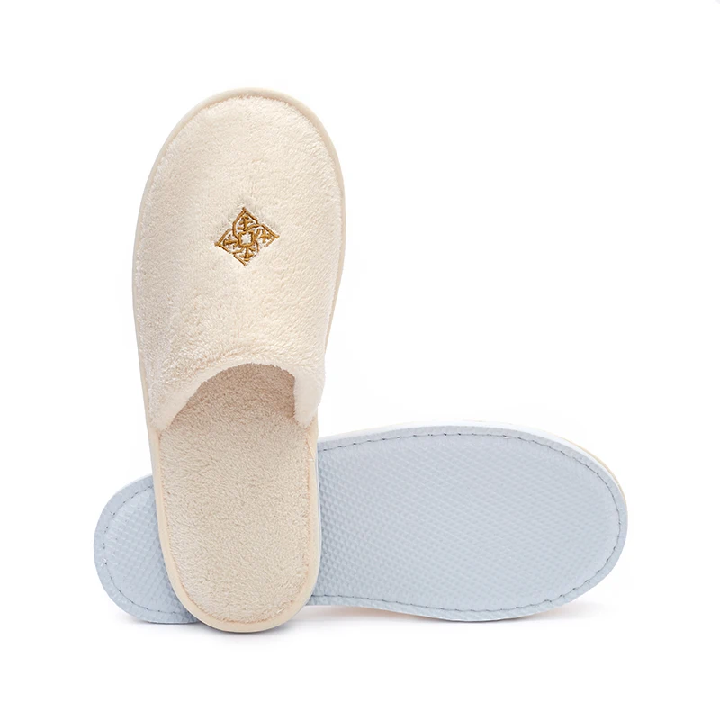 Cheap Wholesale Luxury Slippers For Hotel Room Cheap Disposable Unisex Slippers Custom With Logo For Spa And Bath