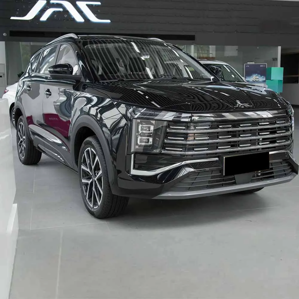 2024 model High cost performance JAC X8 PLUS 4825x1870x1758 1.5T 184HP L4 gasoline car new car