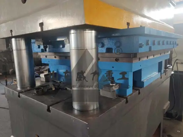 Automatic  400 Tons Hydraulic Stainless Steel Water Tank Making Press Machine