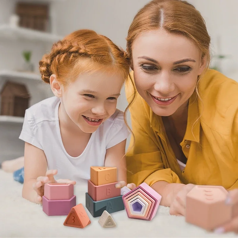 Оптовая продажа умные силиконовые строительные Силиконовые Прорезыватели для зубов чашечки детей комфортные игры Развивающие Игрушки ванны набор 2024