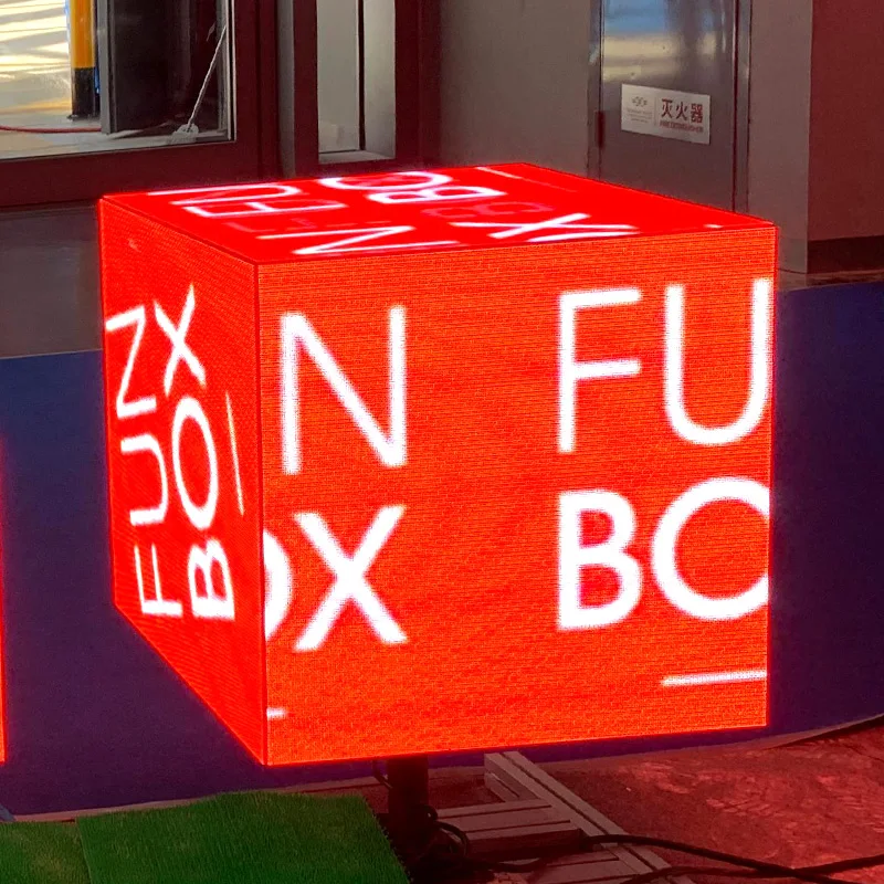 Wifi 4G App Control 3D Magic Led Screen P2.5 P3 P4 Full Color Retail LED Sign Cube LED Display