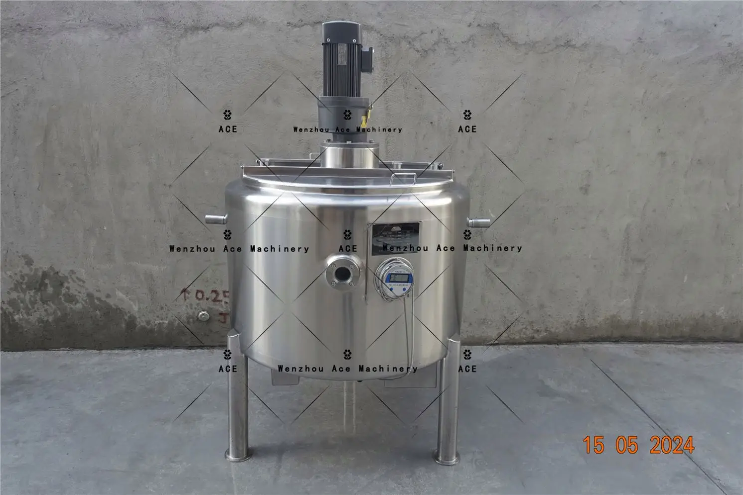 Stainless Steel Vacuum Stirring Mixing Tank With Homogenizer And Emulsifier For Chemical And Lotion Production