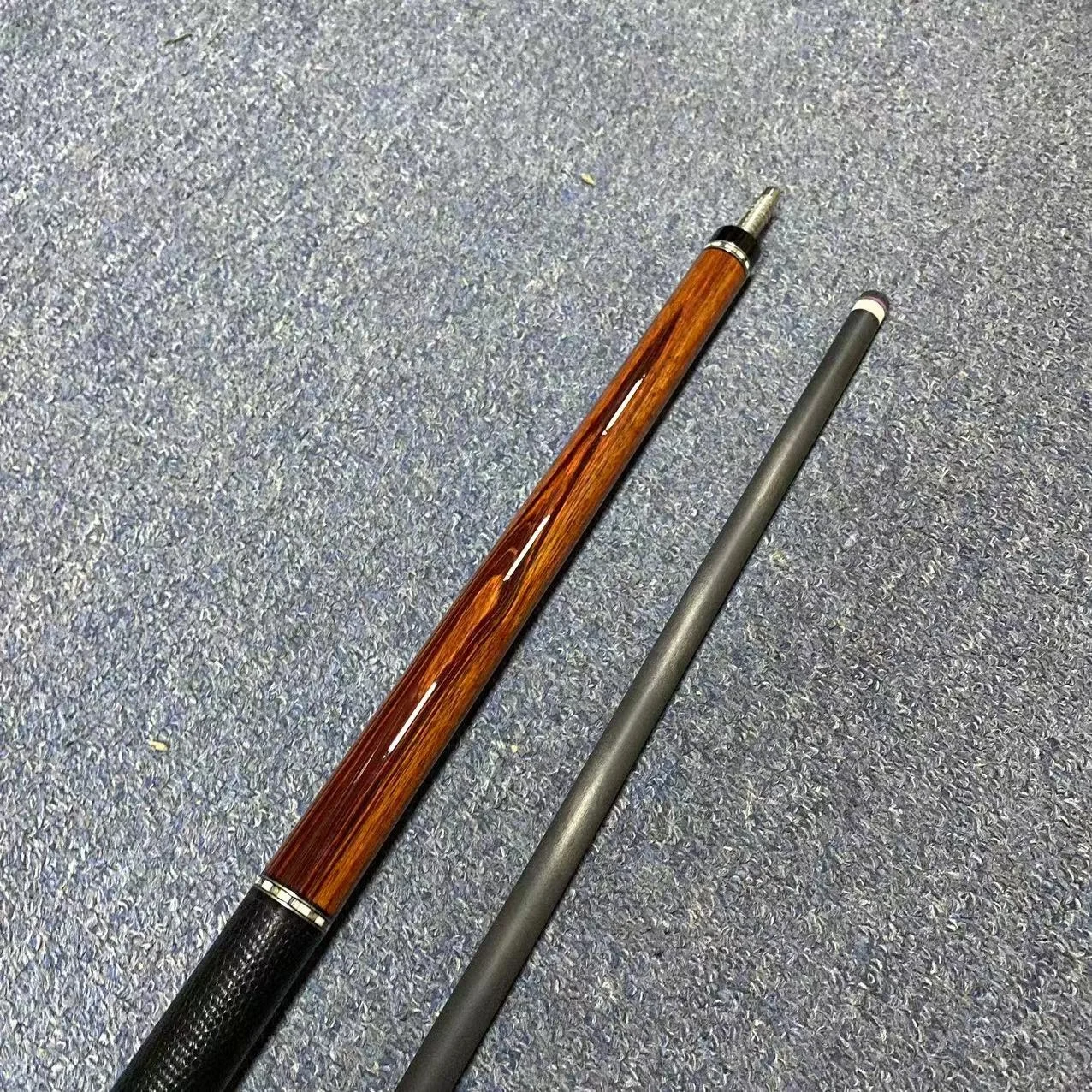 Premium High End Carbon Fiber 12.5mm 1/2 Billiard Pool Cue With Extension