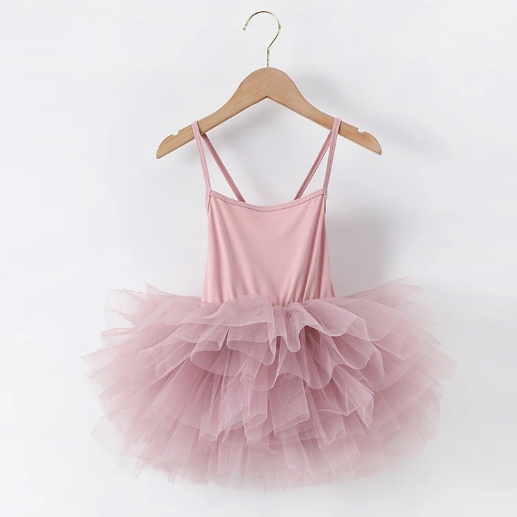 Платье-пачка на бретельках