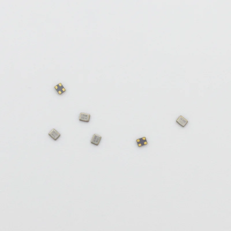 High quality electronic component oscillator resonator 2.0 * 1.6mm frequency range 12 to 60 MHz