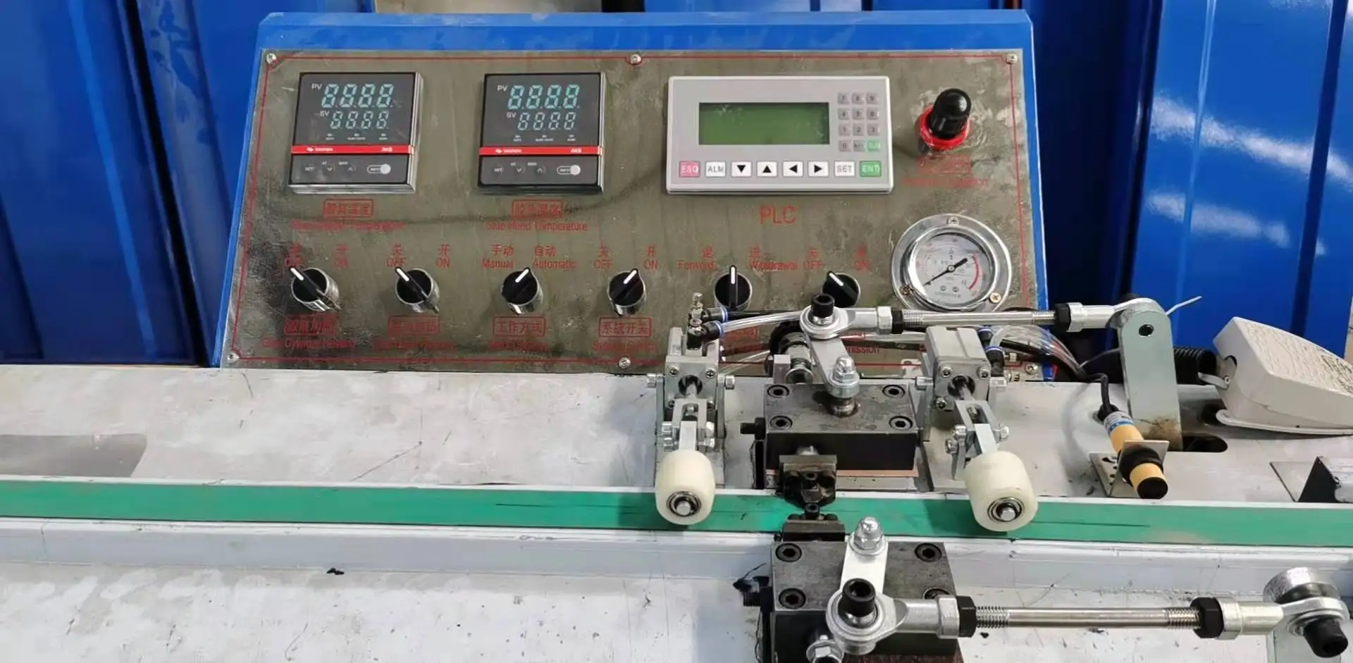 Low Price Semi-Automatic Double Glass Butyl Glue Coating Making Machine