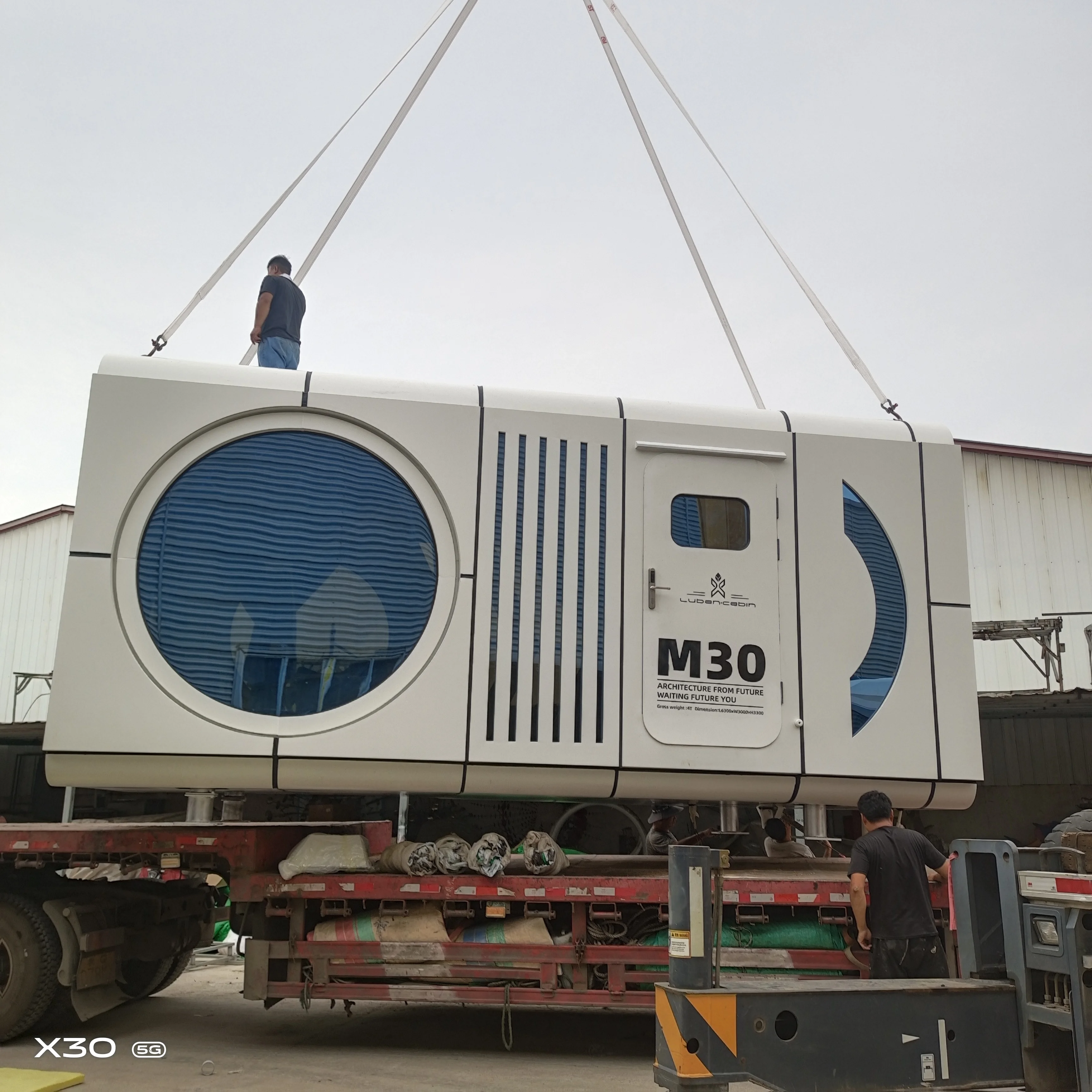 Small Kit Homes Australian Standard Volferda Capsule House Glamping Pod Mobile House