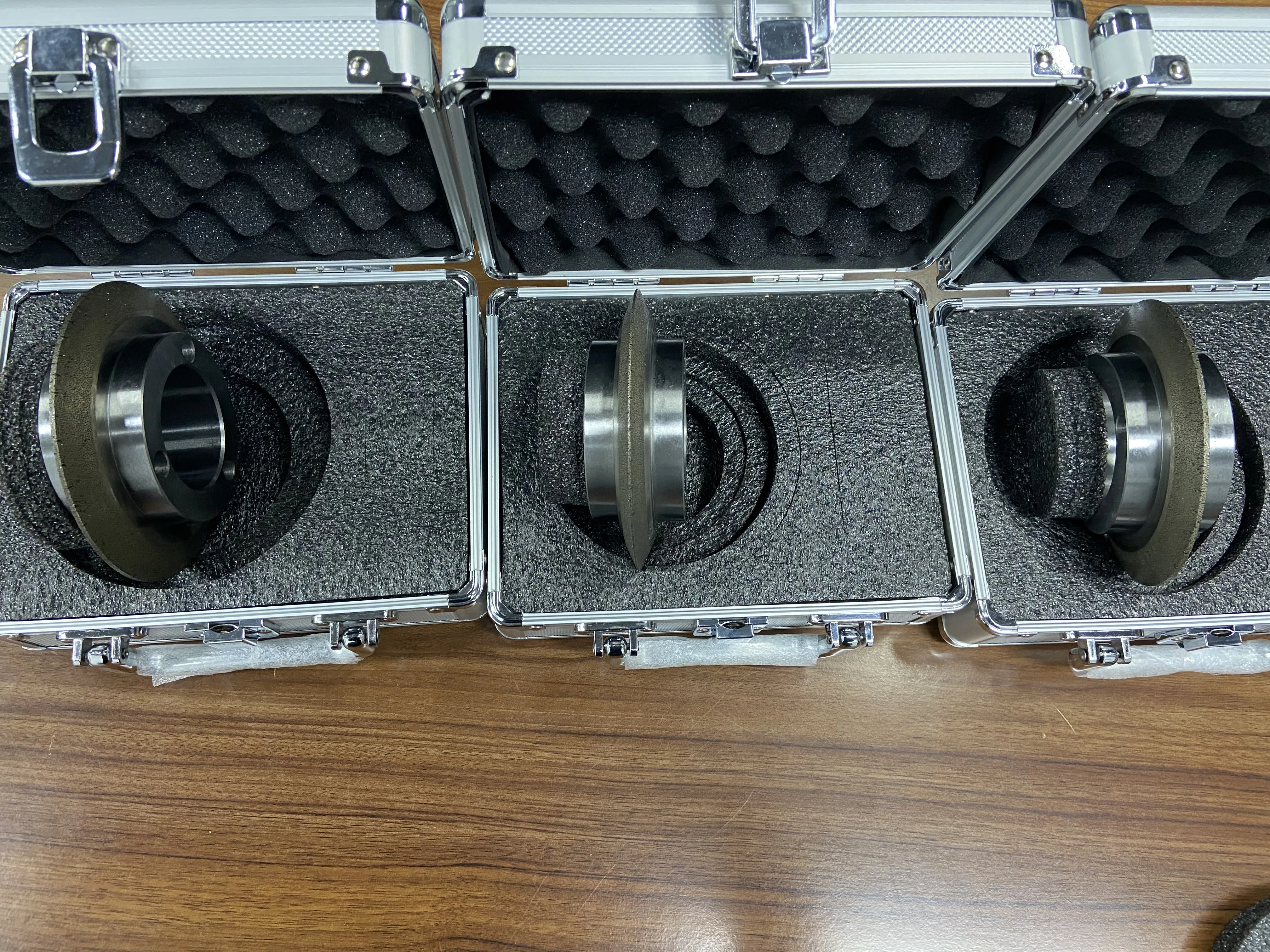 Gear-shaped diamond roller dressers  Gear grinding dresser  Rotary Diamond dressing tools