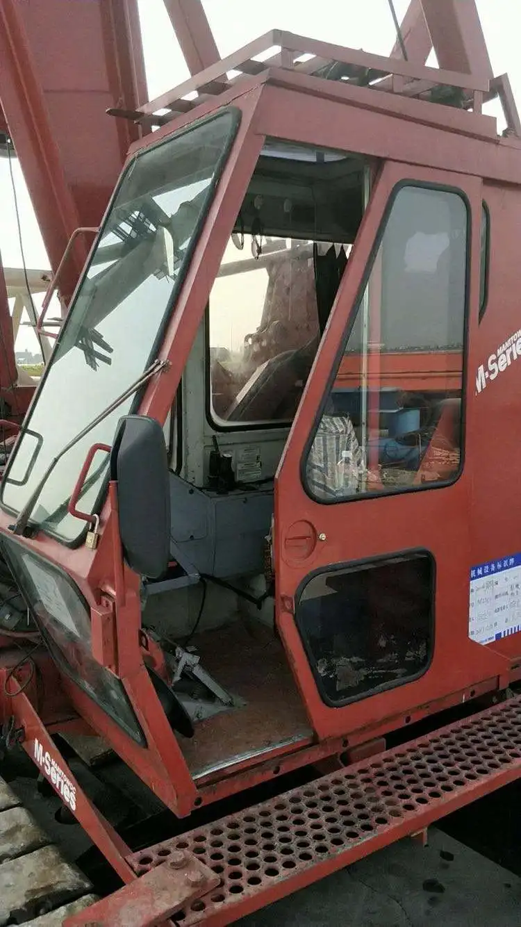 Wholesale One Manitowoc 250Ton Used Crawler Cranes for Sale in China
