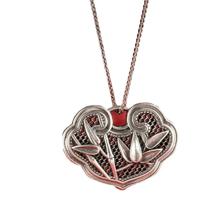 27/5000 Chinese style s999 foot silver bamboo report safety lock pendant leaves ancient style hollowed out one by one