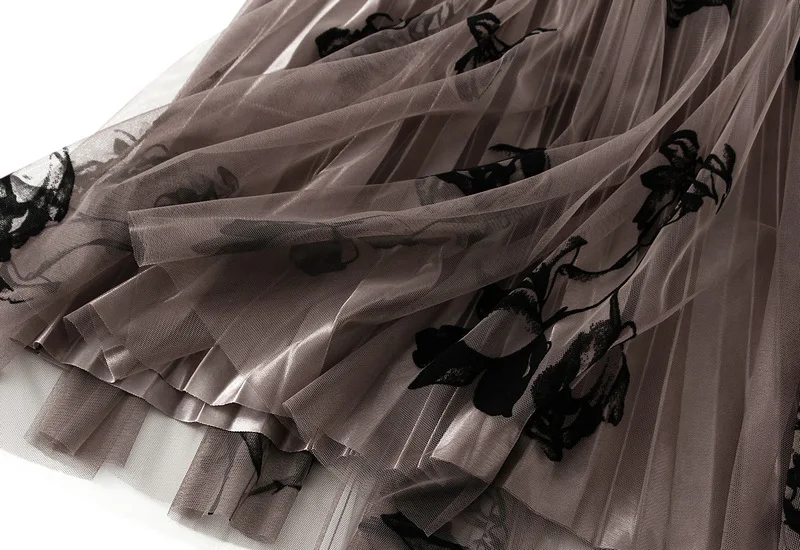 2024 Spring Autumn New Style Plush Flower Organza Skirt Reversible Wear Pleated Midi Skirt for Women Doublesided Wearing Design