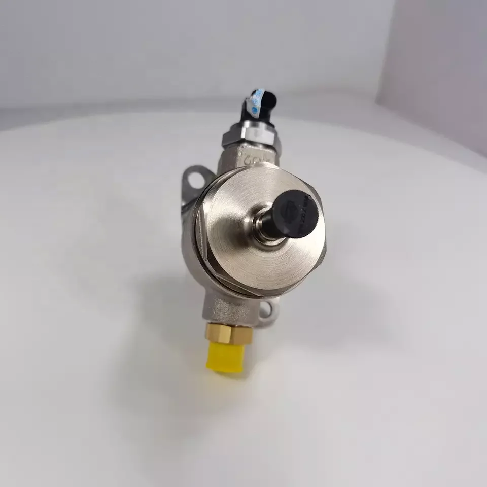 High Fuel Pressure Pump 06J127025G For VW Amarok Transporter Golf Passat Tiquan For Skoda Octavia For Audi Seat L