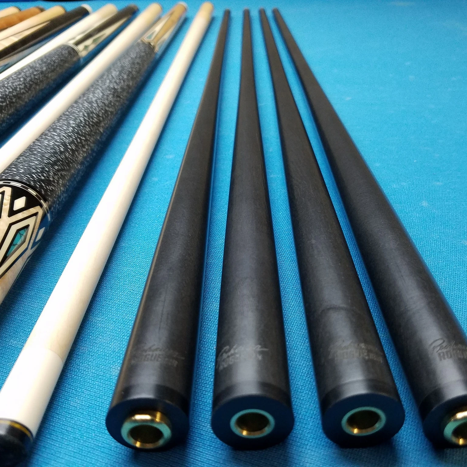 Хорошая прямолинейность, низкооборотный карбоновый бильярдный карбоновый сигнальный вал, карбоновый бильярдный кий