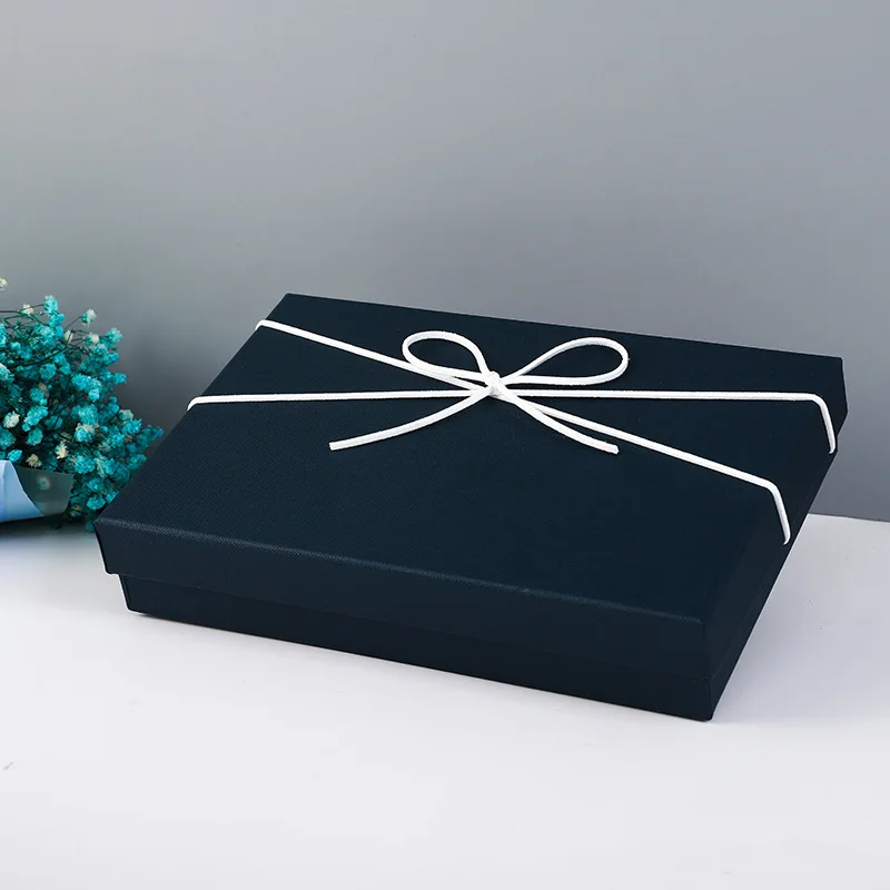 Paper Cardboard Chocolate Box with Compartments, Confectionery Boxes China Creative Rectangular White Red Rigid Boxes/