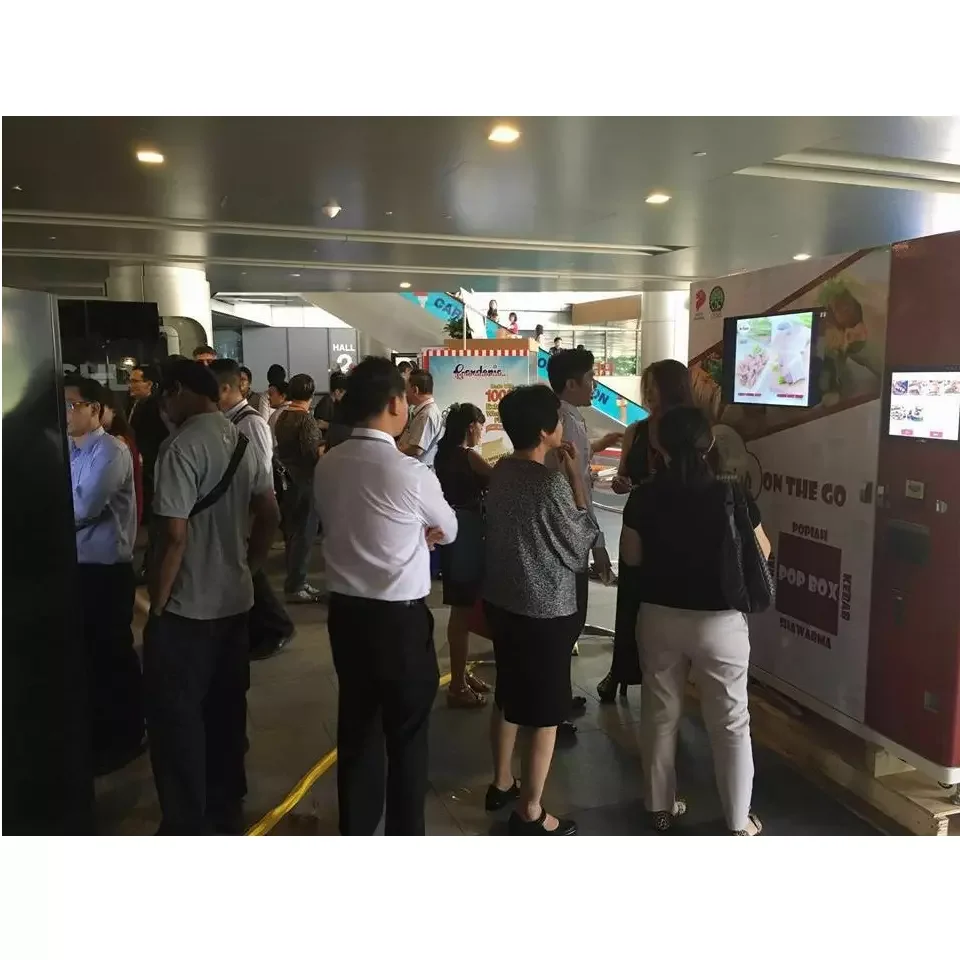 2022 Outdoor Business Self-service Pizza Vending Machines Cooking Hot Food Fully Automatic Pizza Vending Machines