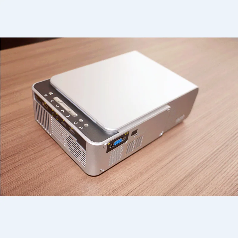 
OEM/ODM Smart Mobile Phone Projector Manufacturer 36-176 inches Projection Screen Manual Focus/Picture Turns Portable Projector 