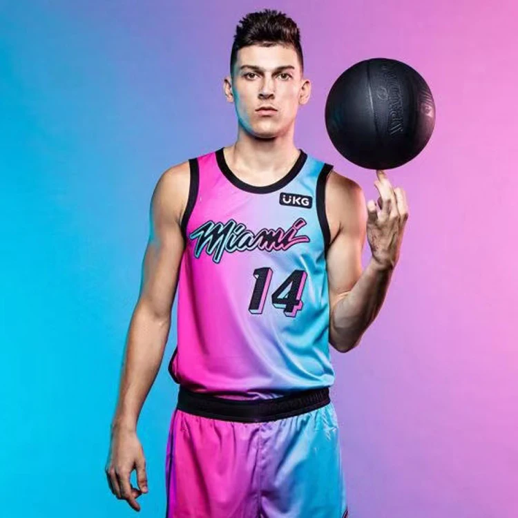 Последний сезон Майами, дизайнерская одежда и новый комплект униформы из баскетбольного Джерси с градиентом