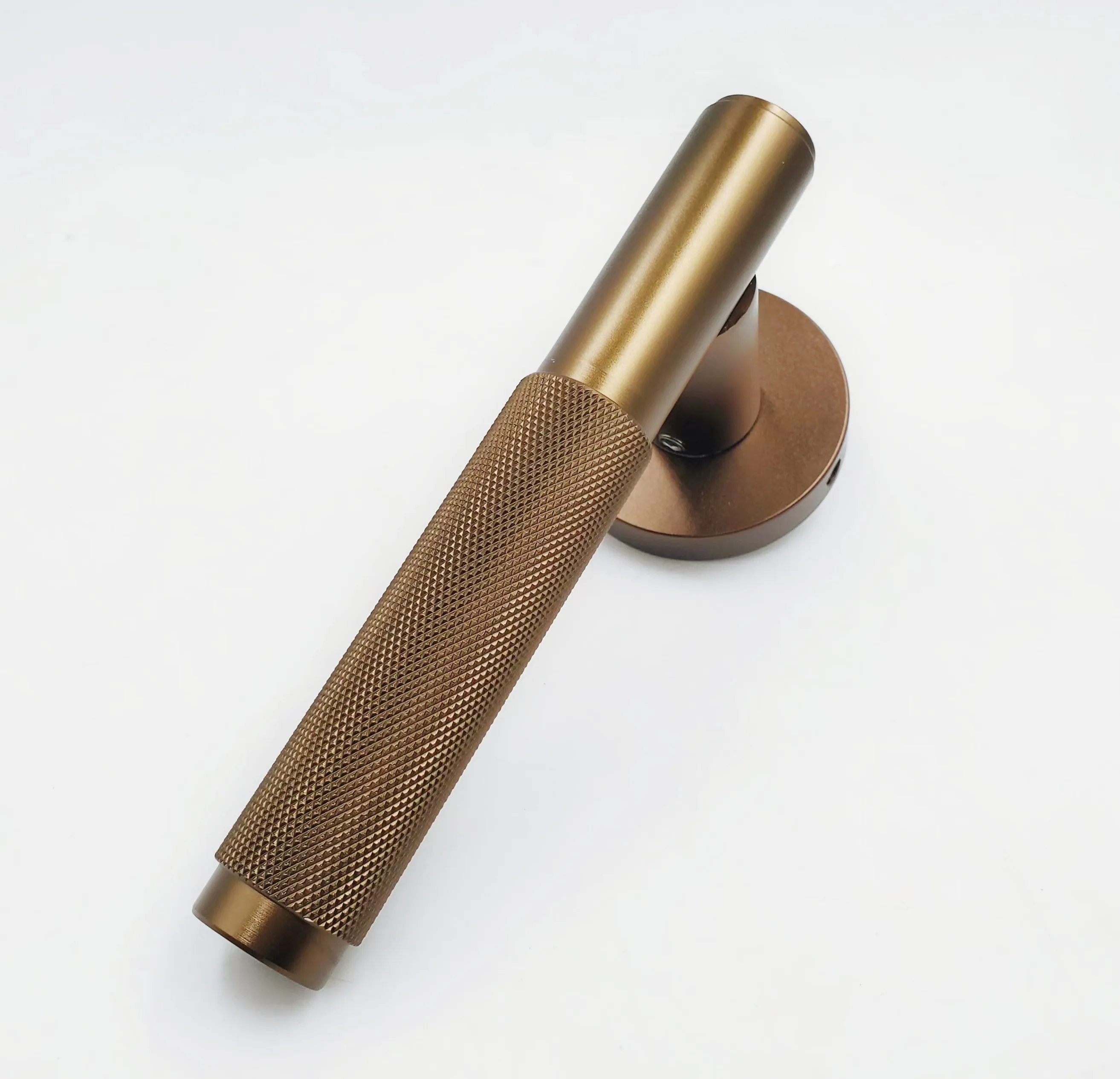 Solid knurled aluminum heavy duty wooden door handle lock privacy door handle