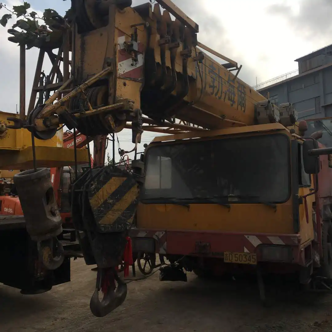 used Liberhirr 70 ton truck crane