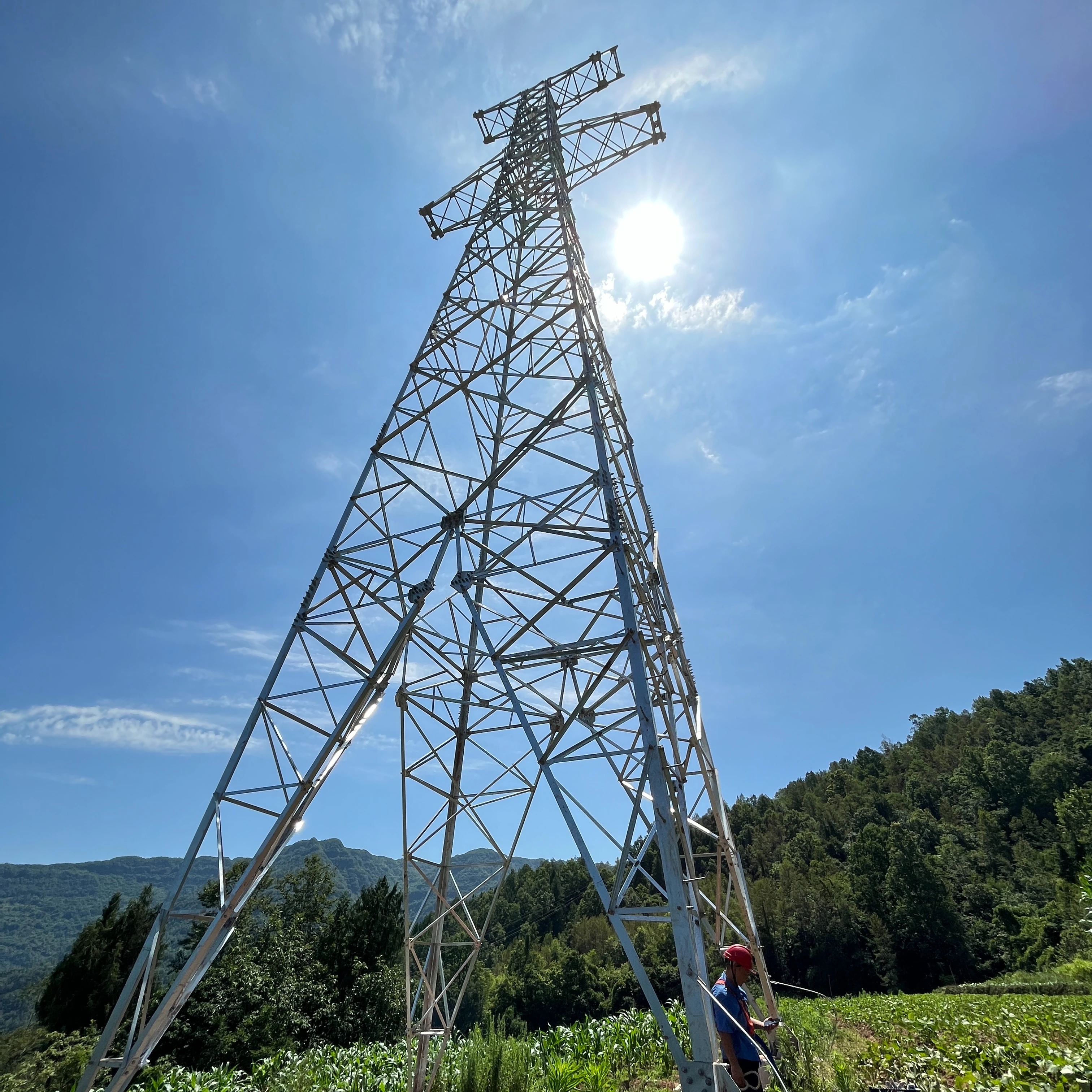 132KV оцинкованные стальные электрические линии электропередачи