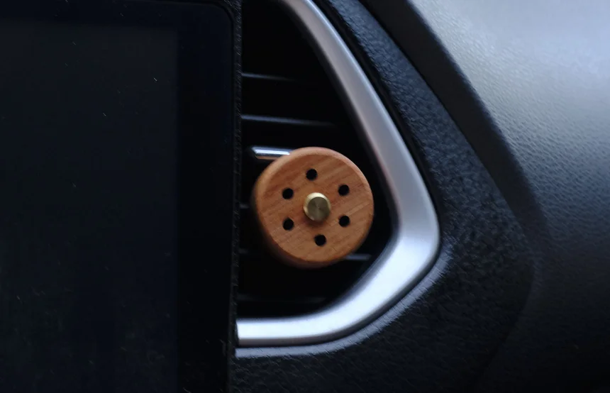 Xianfa Wholesale Customized Essential Oil Diffuser Wood Aroma Car Diffuser Wood Wooden Essential Oil Car Diffuser