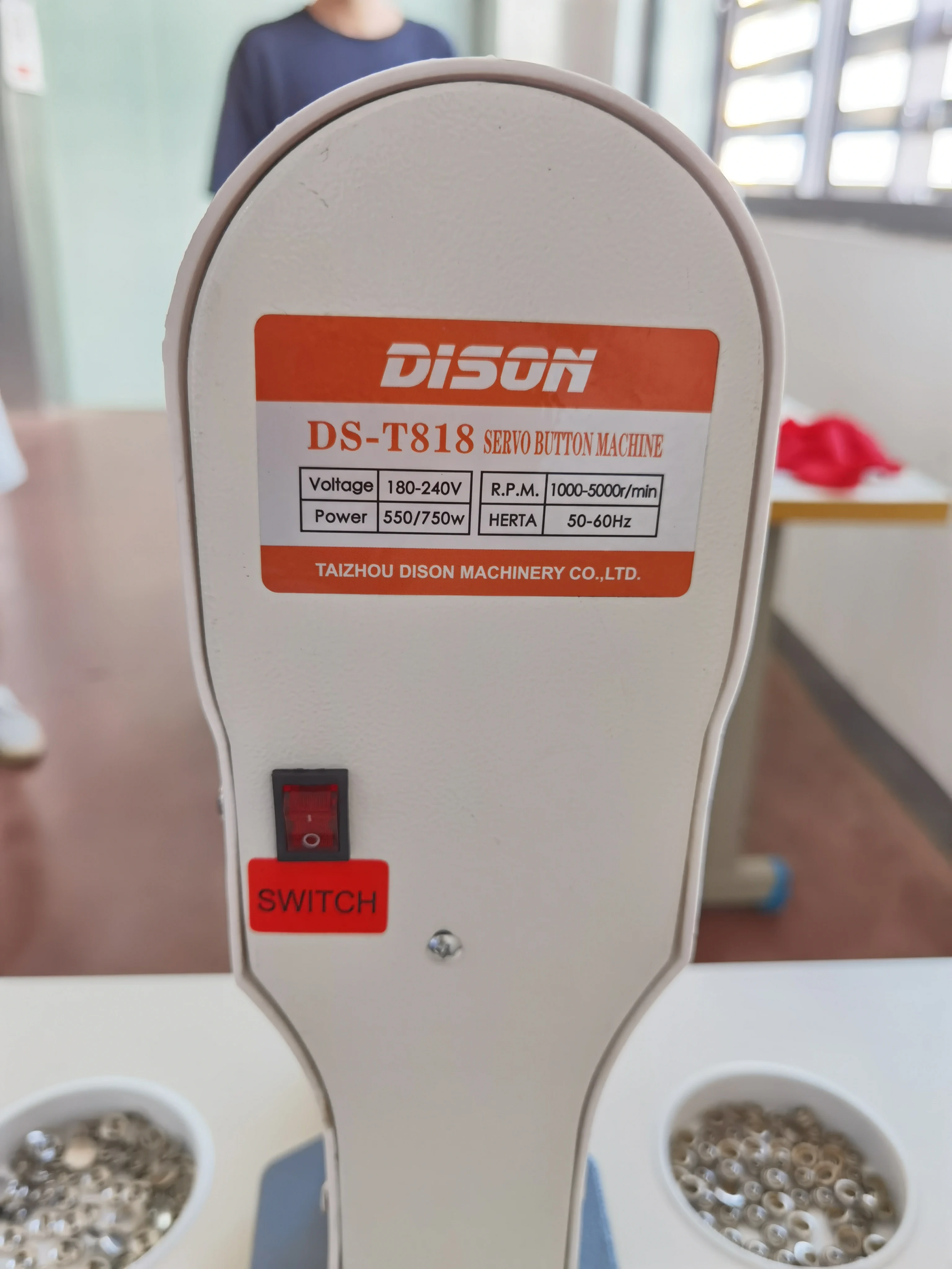 DS-818 Computer Servo Electric Snap Button Attaching Machine Sewing