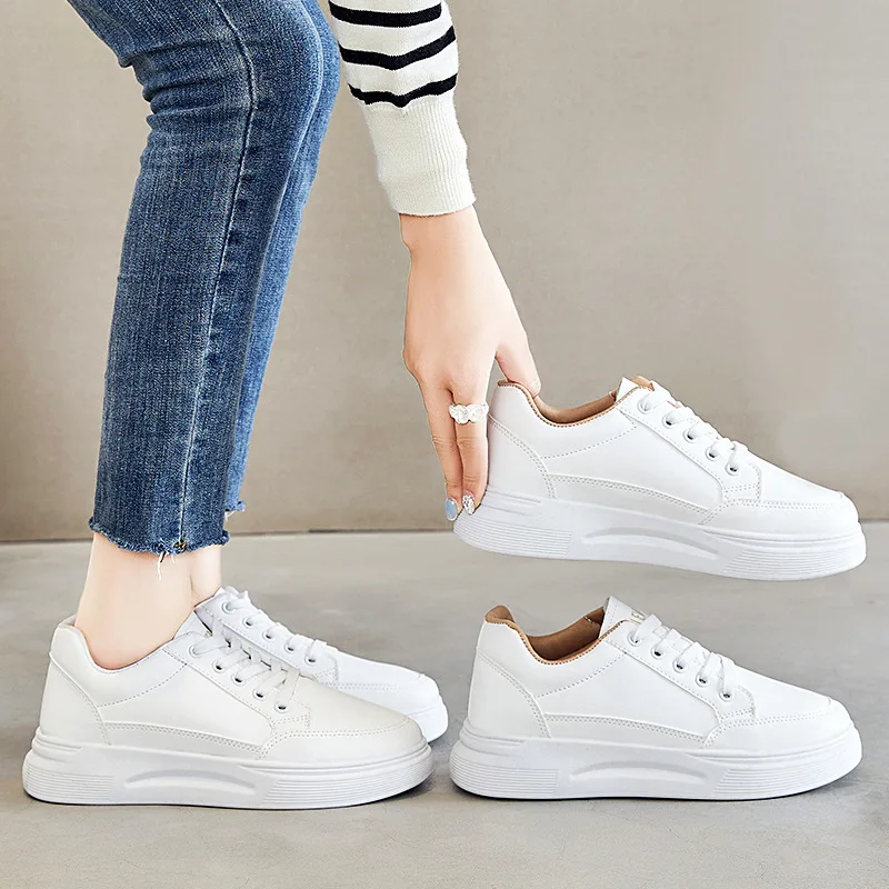 Thick soled small white shoes for women 2023 autumn new fashion white student round toe board shoes sports casual single shoes