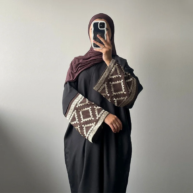 Clothes Women Abaya Women Muslim Dress 2024 Fashion Embroidered Dubai Turkish Elegant Cardigan Abaya Long Dresses Women Muslim