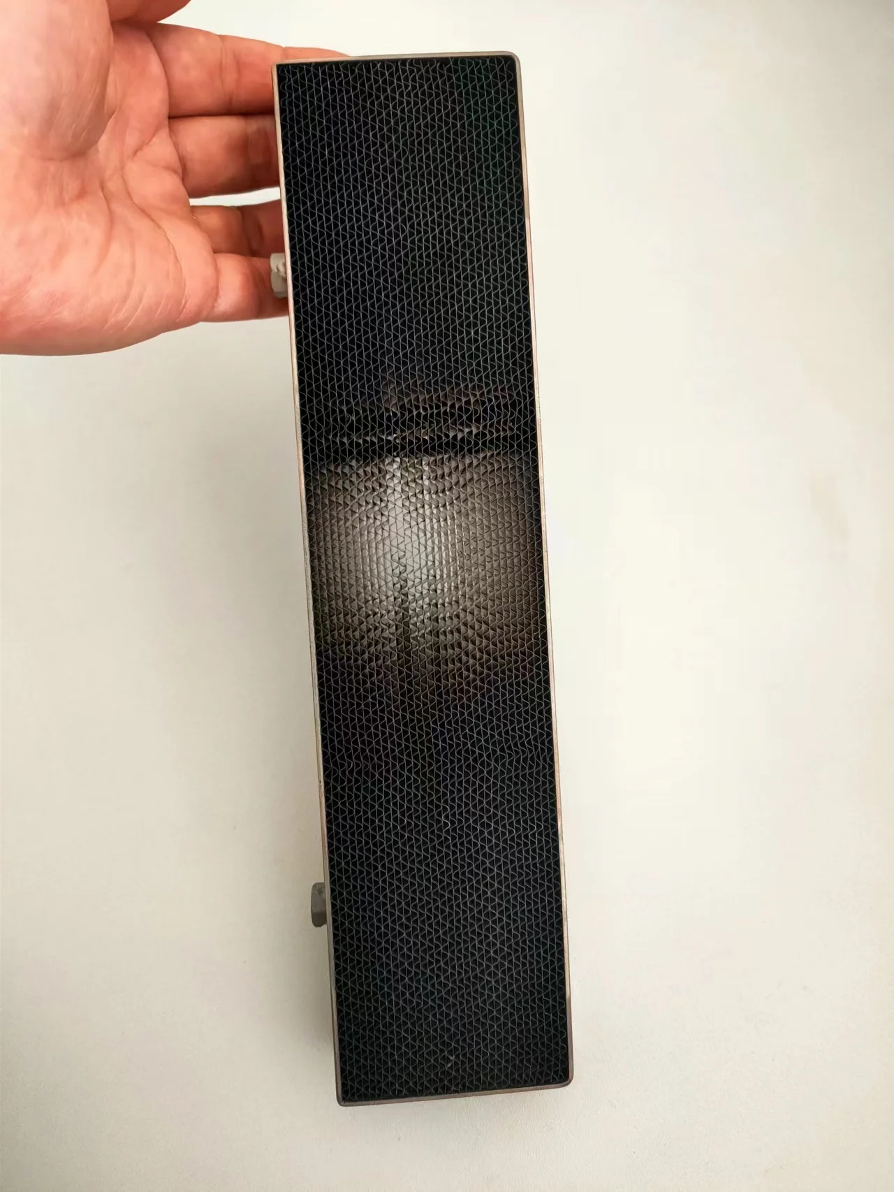 Metal industrial catalysts for exhaust gas purification and filtration