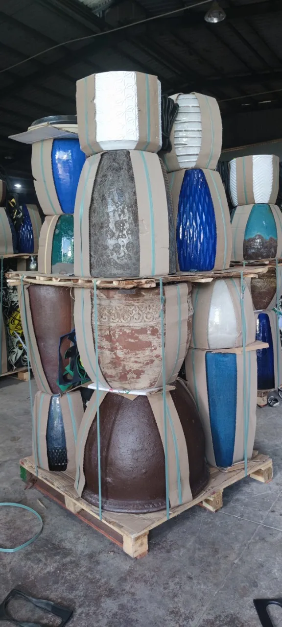 Mix Container Pottery Pots such as Glazed Pots, Black Clay, Atlantis Pots with Cheap Price